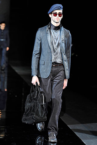 Giorgio Armani / - 2010-2011